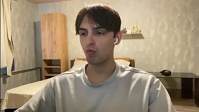 Snapshot of joshnovaq chatting on 05/16/26, 12:48 joshnovaq online show from 05/16/26, 12:48