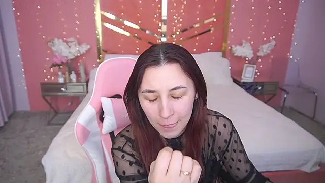 RoxieRay online show from 03/03/26, 02:34