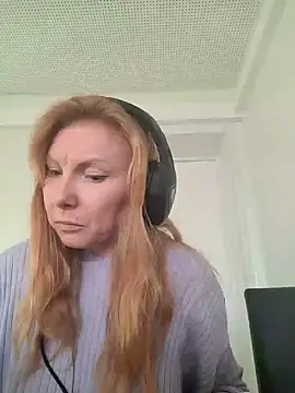 Snapshot of JenyJansy chatting on 11/28/25, 01:47 JenyJansy online show from 11/28/25, 01:47