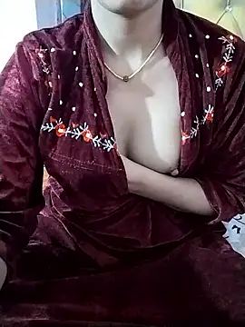 RASHMI SHARMA9 online show from 01/08/26, 05:48