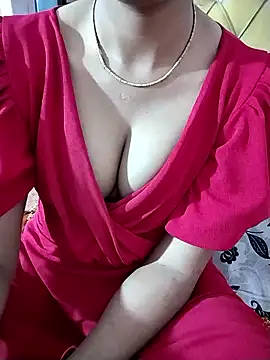 RASHMI SHARMA9 online show from 01/15/26, 04:55