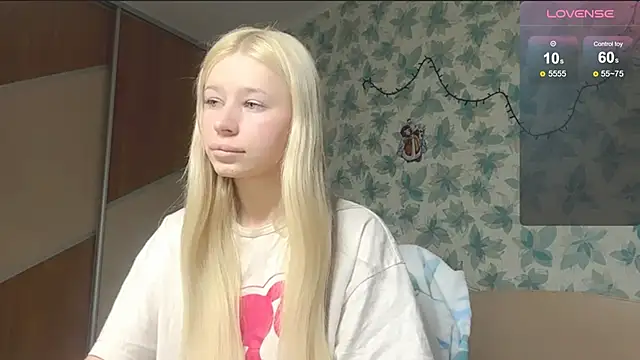 Barbie Blondie online show from 03/17/26, 03:48