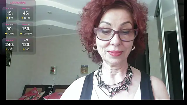 Snapshot of Kelly_Flurr chatting on 06/14/26, 10:28 Kelly Flurr online show from 06/14/26, 10:28