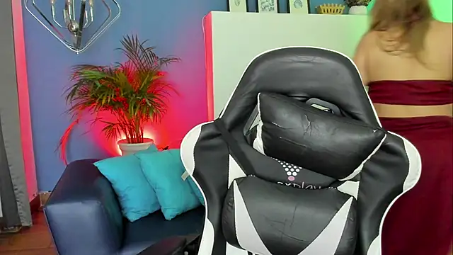 Snapshot of Anto_Thompson chatting on 04/16/26, 09:04 Anto Thompson online show from 04/16/26, 09:04