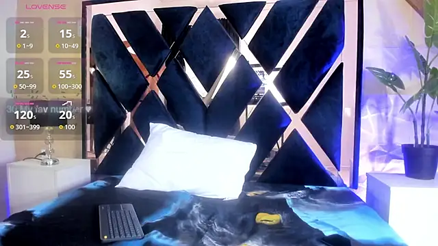 valentina lenoxx online show from 12/18/25, 08:37