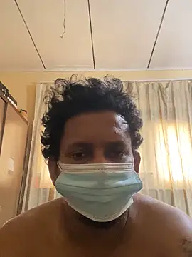 Snapshot of Aki_1994 chatting on 12/20/25, 08:43 Aki 1994 online show from 12/20/25, 08:43