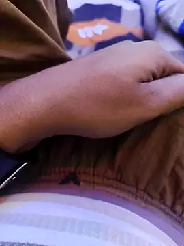 ishan2026 online show from 12/03/25, 04:05