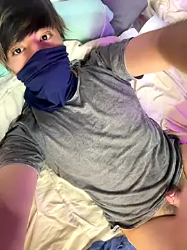 Snapshot of taehyun10 chatting on 12/05/25, 01:25 taehyun10 online show from 12/05/25, 01:25