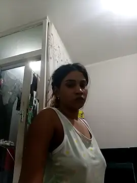 Snapshot of Miss-Perfection chatting on 04/26/26, 04:26 Miss-Perfection online show from 04/26/26, 04:26