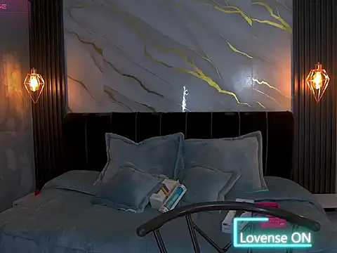 Snapshot of Dark_Dominika chatting on 03/09/26, 01:04 Dark Dominika online show from 03/09/26, 01:04