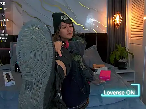 Snapshot of Dark_Dominika chatting on 03/28/26, 01:00 Dark Dominika online show from 03/28/26, 01:00