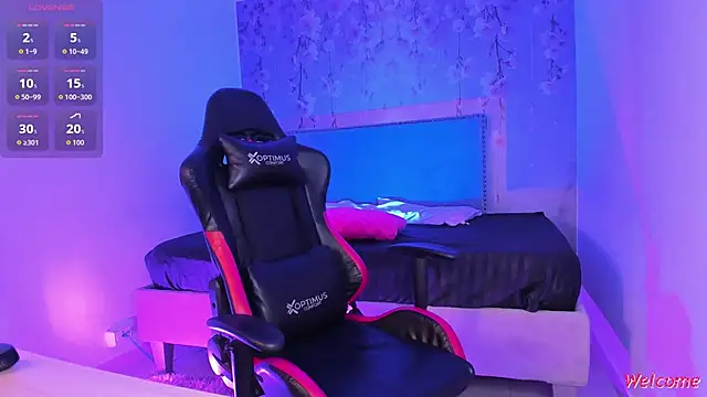 Anthonela art online show from 12/15/25, 01:59