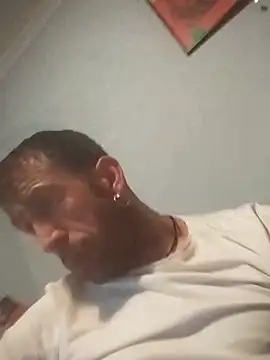 Snapshot of dura87 chatting on 03/25/26, 07:36 dura87 online show from 03/25/26, 07:36