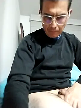 Fuegosutil online show from 12/20/25, 04:41