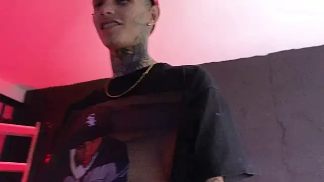 Snapshot of Paulo_527 chatting on 02/02/26, 09:02 Paulo 527 online show from 02/02/26, 09:02