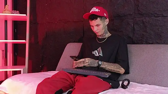 Snapshot of Paulo_527 chatting on 02/03/26, 08:58 Paulo 527 online show from 02/03/26, 08:58