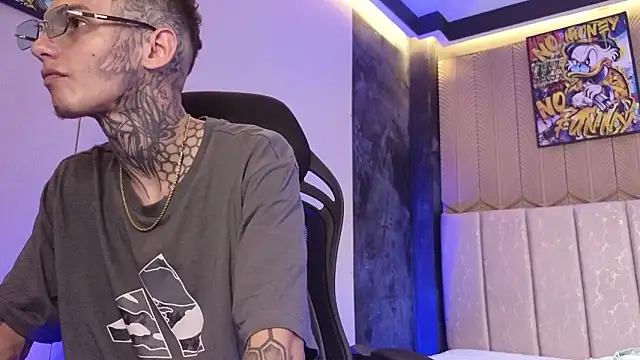 Snapshot of Paulo_527 chatting on 03/07/26, 08:17 Paulo 527 online show from 03/07/26, 08:17