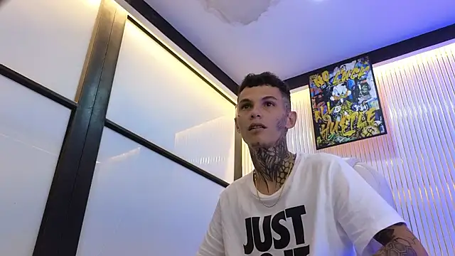 Snapshot of Paulo_527 chatting on 03/16/26, 09:19 Paulo 527 online show from 03/16/26, 09:19