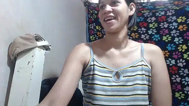 Snapshot of ELIZABET2- chatting on 02/05/26, 02:00 ELIZABET2- online show from 02/05/26, 02:00