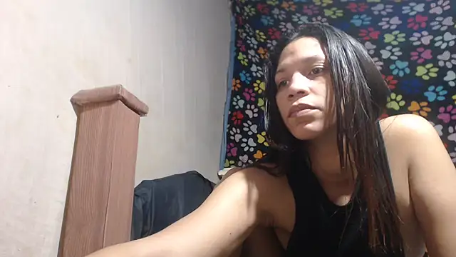 Snapshot of ELIZABET2- chatting on 02/23/26, 11:13 ELIZABET2- online show from 02/23/26, 11:13