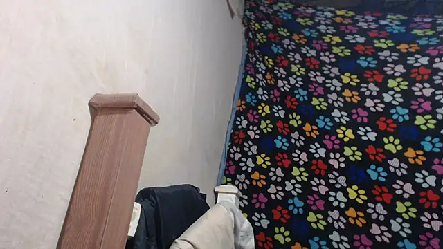 Snapshot of ELIZABET2- chatting on 02/28/26, 12:00 ELIZABET2- online show from 02/28/26, 12:00