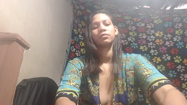 Snapshot of ELIZABET2- chatting on 04/02/26, 11:30 ELIZABET2- online show from 04/02/26, 11:30