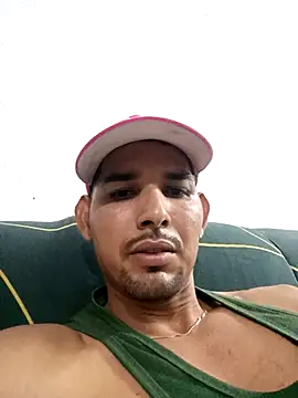 Snapshot of Meretrix_XXX chatting on 12/22/25, 03:14 Meretrix XXX online show from 12/22/25, 03:14