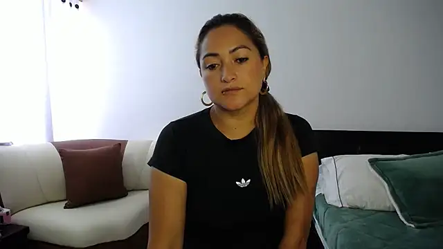 ximenaxcite19 online show from 02/02/26, 01:10