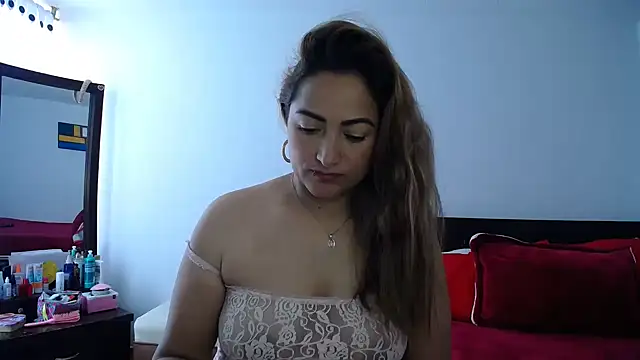 Snapshot of ximenaxcite19 chatting on 04/08/26, 01:33 ximenaxcite19 online show from 04/08/26, 01:33