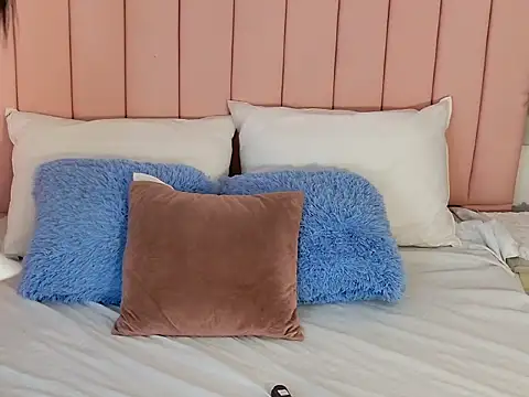 Snapshot of LindseyCoxx chatting on 03/04/26, 01:33 LindseyCoxx online show from 03/04/26, 01:33