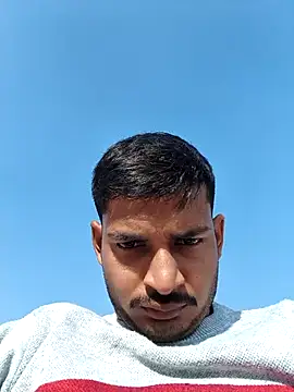 Snapshot of hrithika_baby17 chatting on 11/27/25, 04:25 hrithika baby17 online show from 11/27/25, 04:25