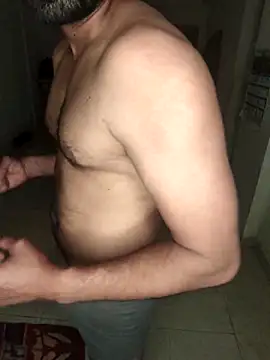 Snapshot of Amit22122 chatting on 03/11/26, 11:49 Amit22122 online show from 03/11/26, 11:49