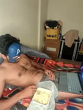 Snapshot of Amit22122 chatting on 03/31/26, 08:59 Amit22122 online show from 03/31/26, 08:59