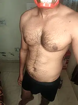 Snapshot of Amit22122 chatting on 04/08/26, 10:37 Amit22122 online show from 04/08/26, 10:37