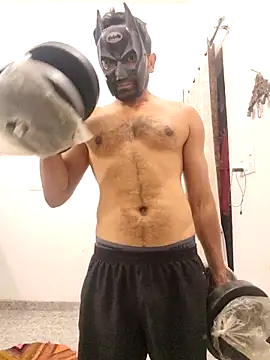 Snapshot of Amit22122 chatting on 04/12/26, 04:06 Amit22122 online show from 04/12/26, 04:06