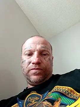 Snapshot of AstralPhase900 chatting on 06/15/26, 02:30 AstralPhase900 online show from 06/15/26, 02:30