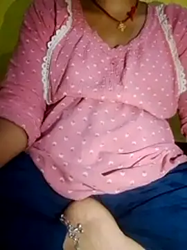 Snapshot of Miss_khusi chatting on 04/01/26, 04:04 Miss khusi online show from 04/01/26, 04:04