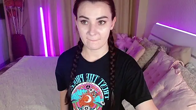 AdeleCutie online show from 11/30/25, 12:25