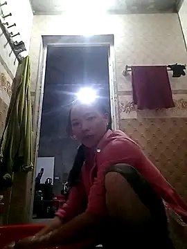 Snapshot of mumu661 chatting on 11/28/25, 10:07 mumu661 online show from 11/28/25, 10:07