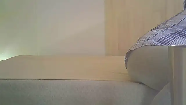Snapshot of kyono-iyashi chatting on 05/09/26, 02:44 kyono-iyashi online show from 05/09/26, 02:44