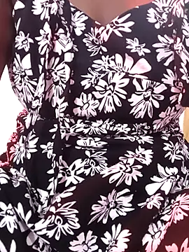 Snapshot of Amasha---- chatting on 12/02/25, 02:23 Amasha---- online show from 12/02/25, 02:23