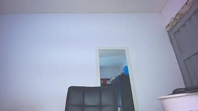 Snapshot of Brianny_X chatting on 02/17/26, 07:05 Brianny X online show from 02/17/26, 07:05