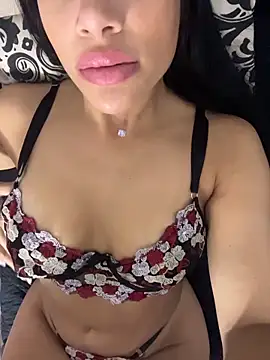 NancyQuen online show from 12/01/25, 01:27