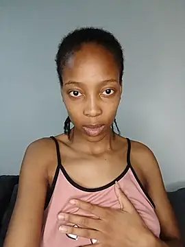 Snapshot of MsParisSmith chatting on 11/28/25, 11:13 MsParisSmith online show from 11/28/25, 11:13