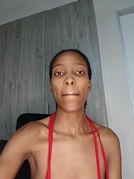 Snapshot of MsParisSmith chatting on 04/18/26, 12:47 MsParisSmith online show from 04/18/26, 12:47