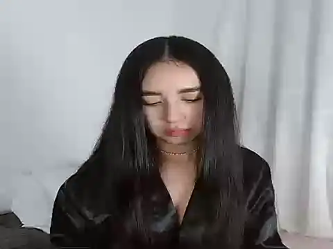 Snapshot of SiennaLorens chatting on 03/17/26, 11:41 SiennaLorens online show from 03/17/26, 11:41
