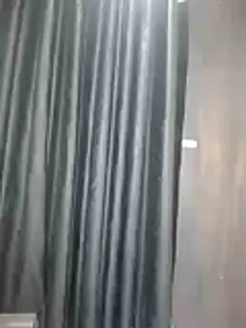 Snapshot of rupali3221 chatting on 11/28/25, 08:22 rupali3221 online show from 11/28/25, 08:22