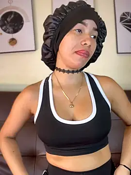 Snapshot of ZoeyFierce chatting on 02/26/26, 12:48 ZoeyFierce online show from 02/26/26, 12:48