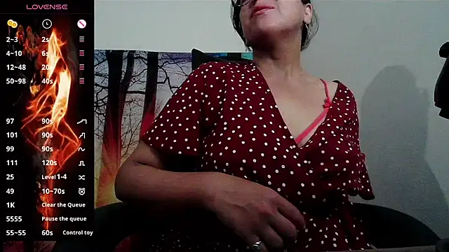 Whisperingfire online show from 07/08/26, 08:35