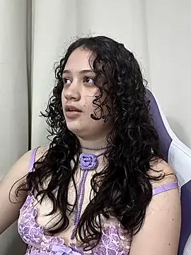 Snapshot of Alana_444 chatting on 03/28/26, 02:44 Alana 444 online show from 03/28/26, 02:44